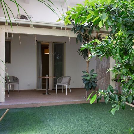 Lux Suite Таранто Екстериор снимка