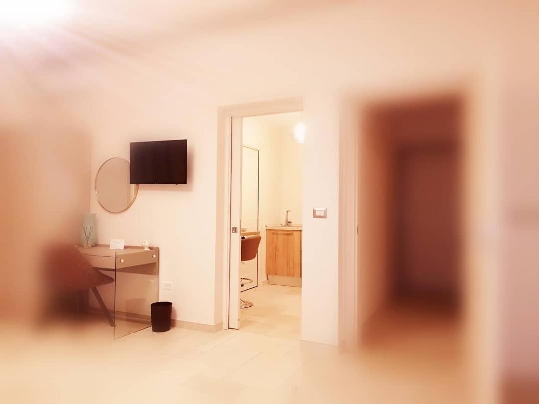 Lux Suite Таранто Екстериор снимка