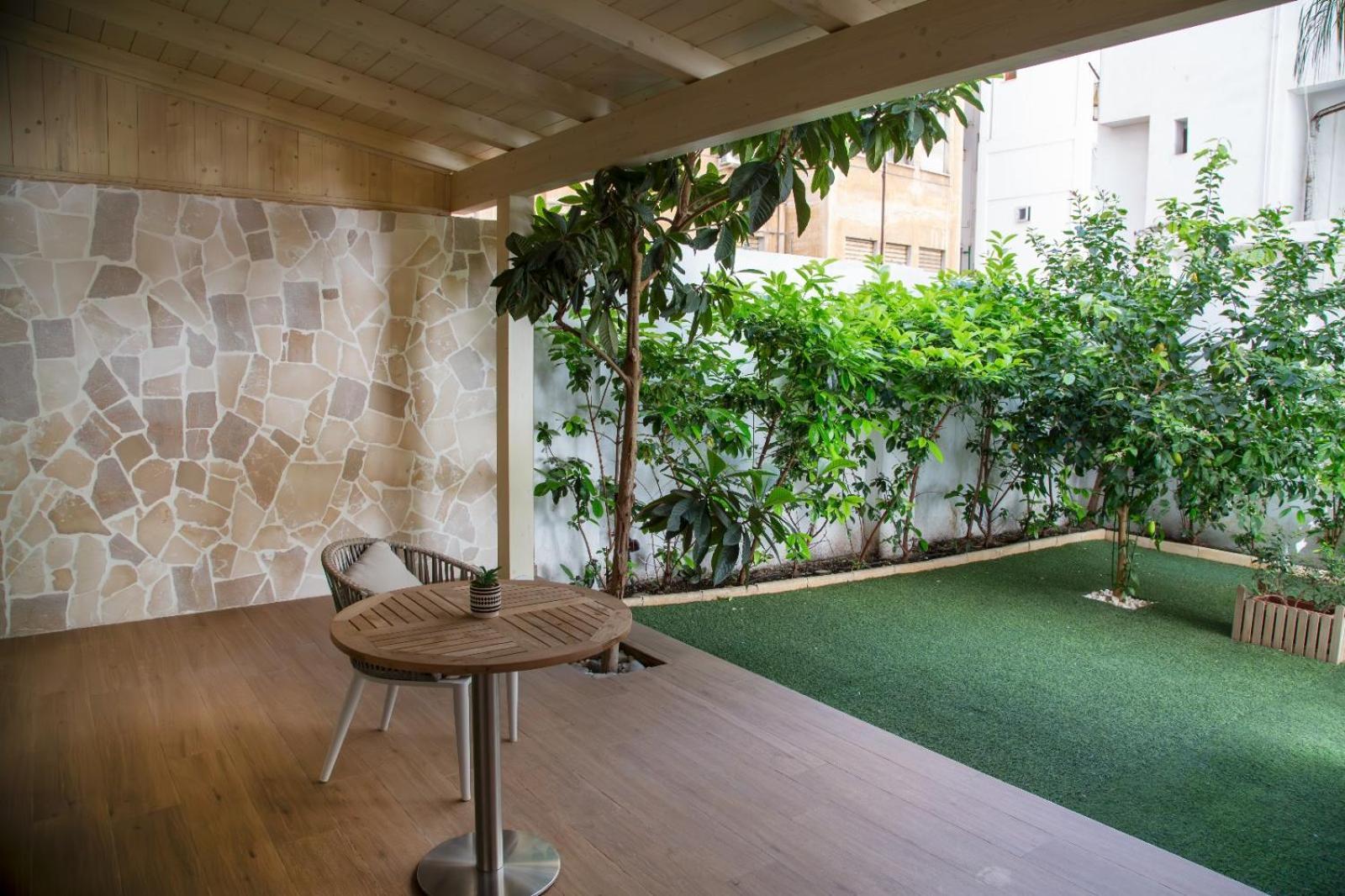 Lux Suite Таранто Екстериор снимка