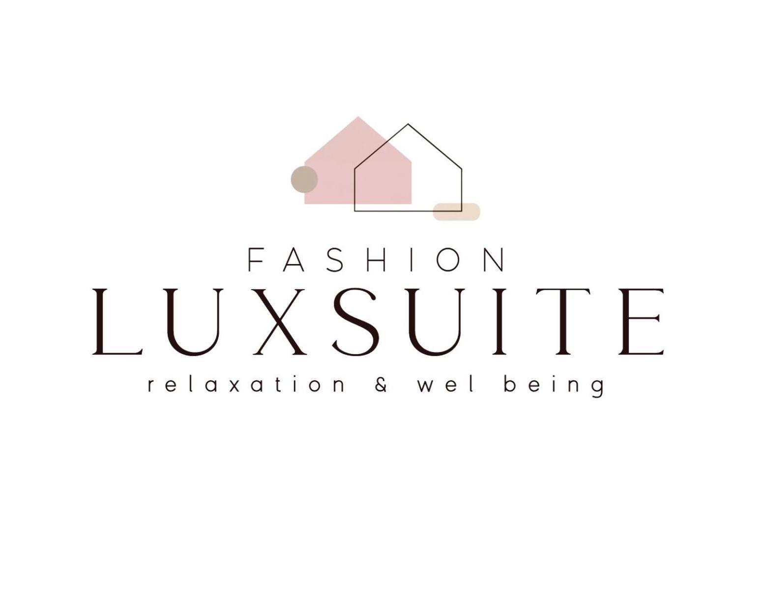 Lux Suite Таранто Екстериор снимка